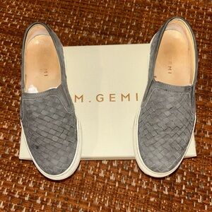 GEMI slip ons